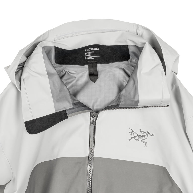 Arcteryx Beta AR Jacket (Solitude / Void) - XL / Solitude / Void - 4
