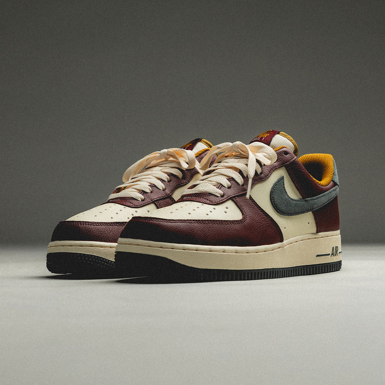 Nike air force 1 race clearance