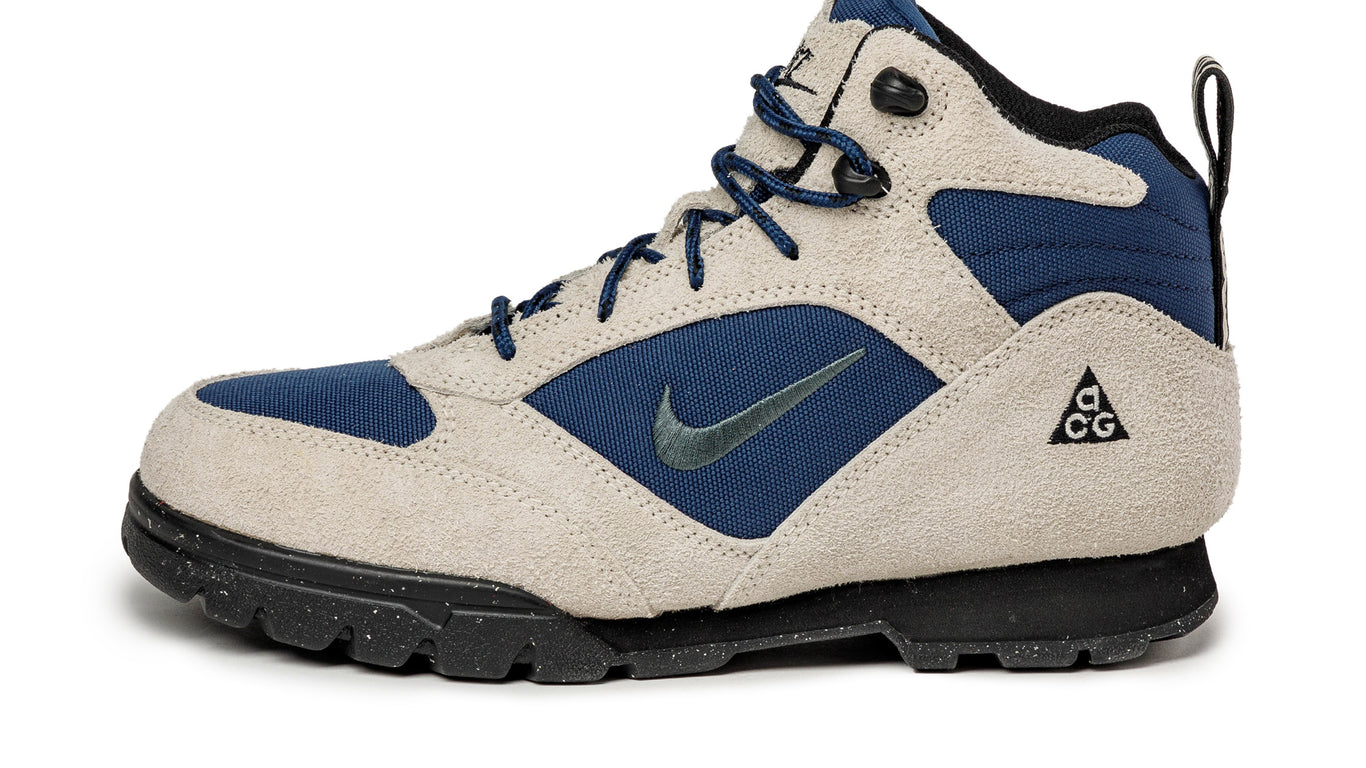 Nike ACG Torre Mid Waterproof Sneaker Buy online now