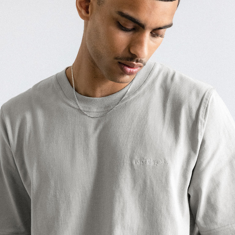 Asphaltgold Essential Cotton T-Shirt onfeet