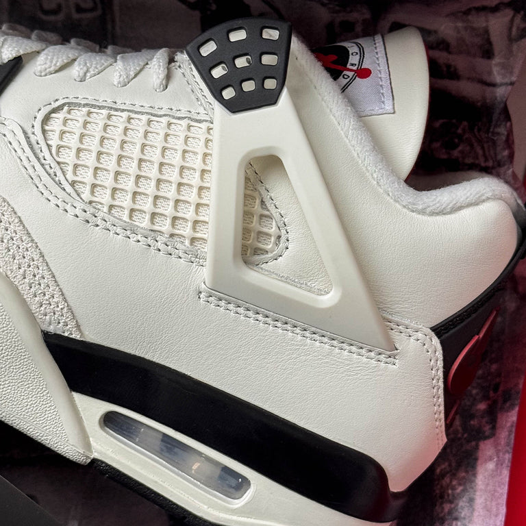 Nike Air Jordan 4 OG *Flight Club* onfeet