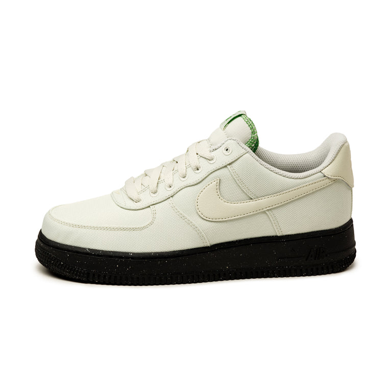 Nike Air Force 1 '07 LV8