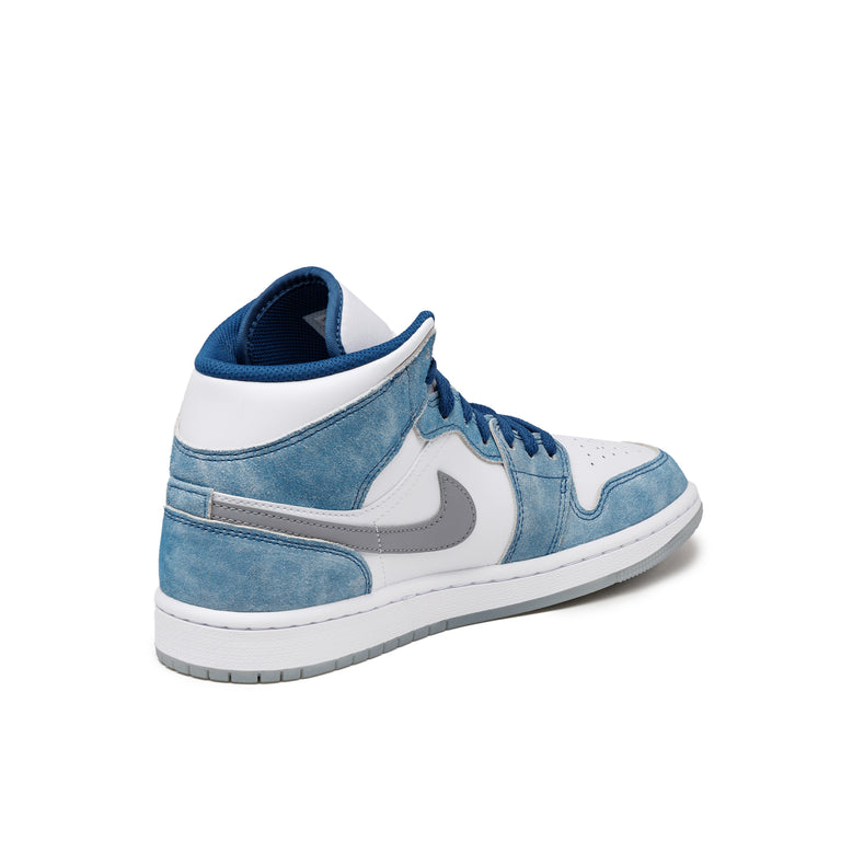 Nike Wmns Air Jordan 1 Mid – buy now at Asphaltgold Online Store!