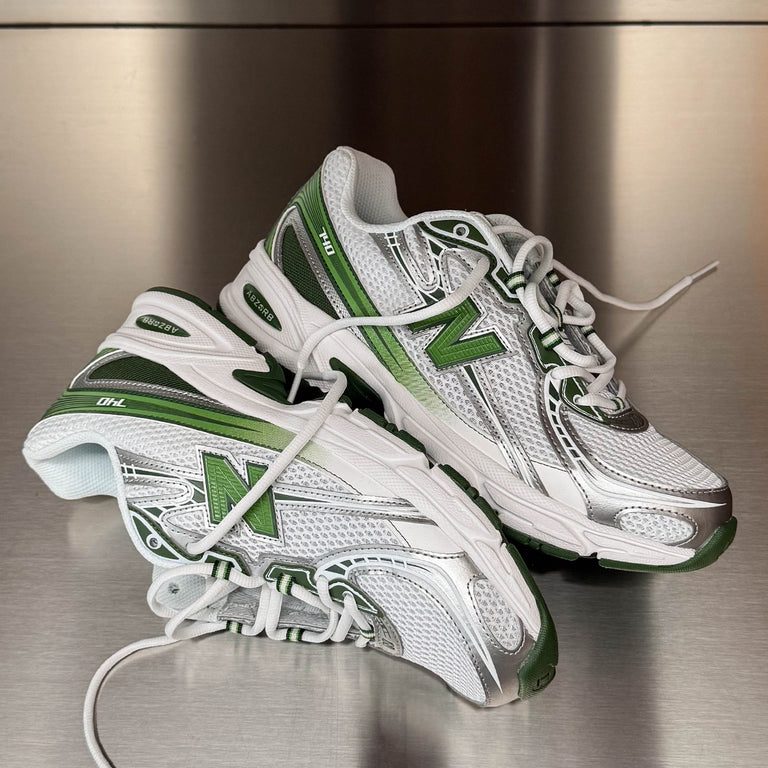 New Balance U740GH2 onfeet