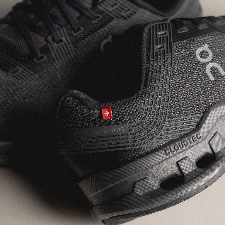 On Cloudgo 1 onfeet