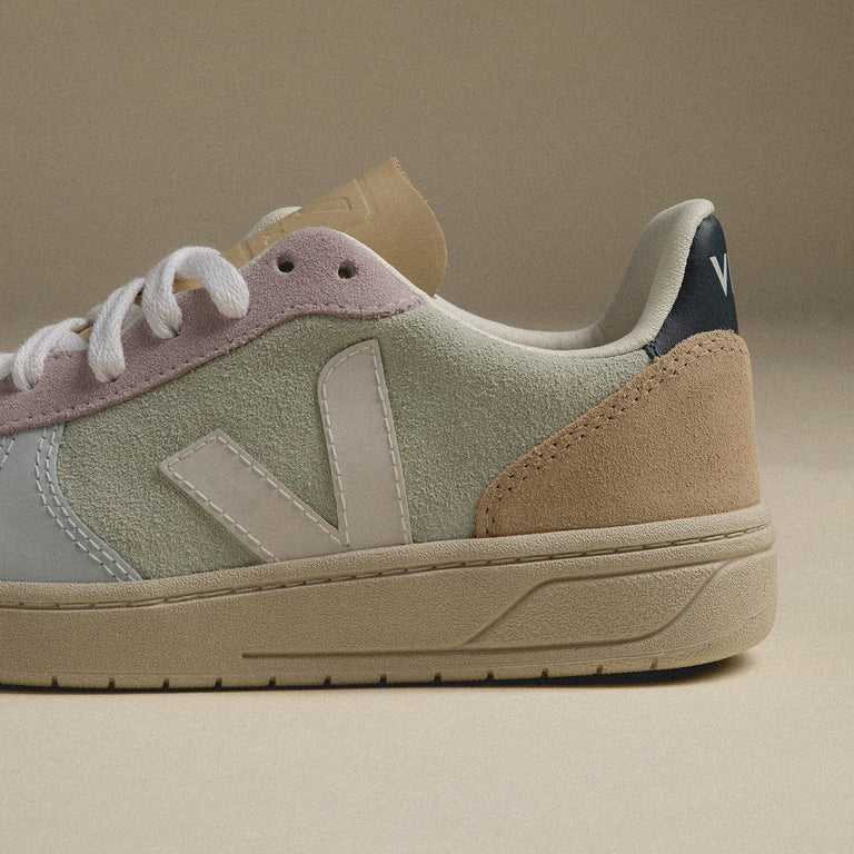 Veja nubuck store