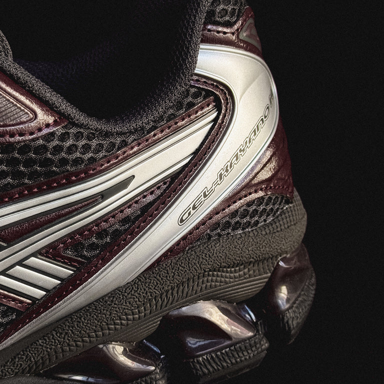 Asics GEL-Kayano 14 onfeet