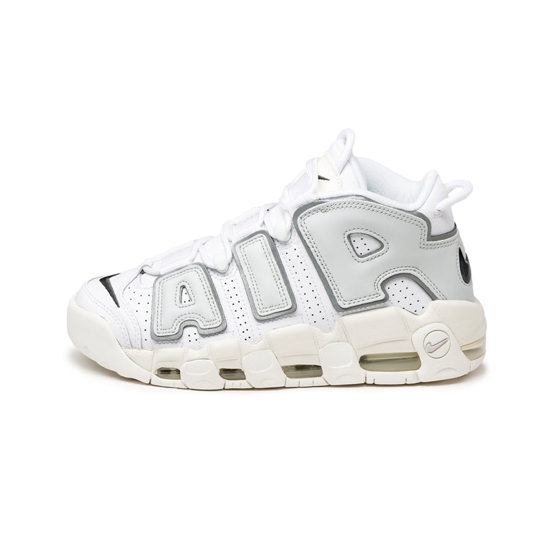 Nike Wmns Air More Uptempo onfeet