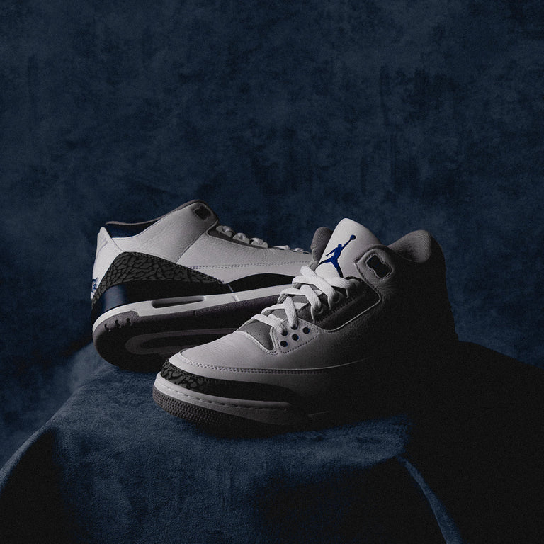 Nike Air Tribute Jordan 3 Retro *Midnight Navy* onfeet