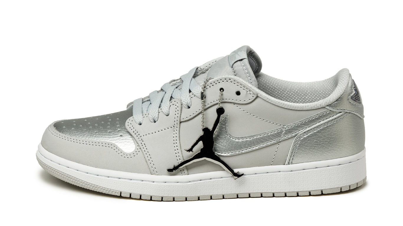 Nike Air Jordan 1 Low OG Silver Sneaker Buy online now