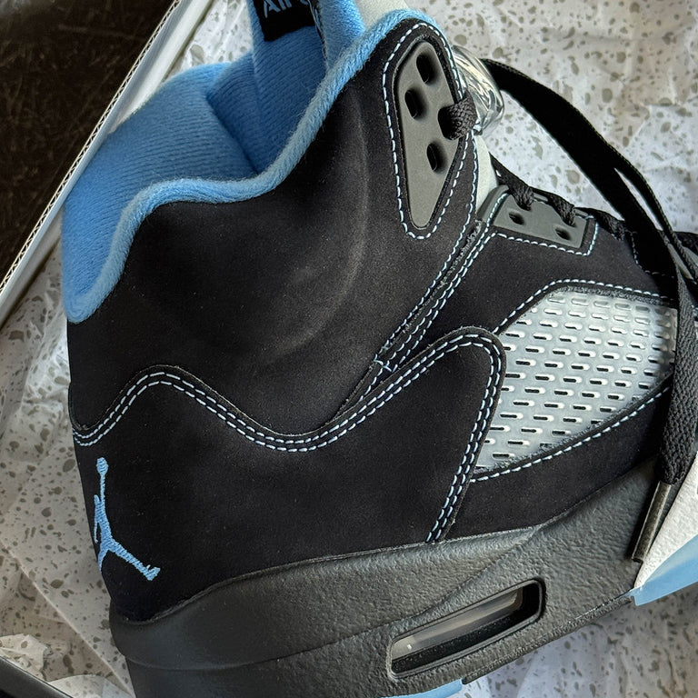 Nike Air Jordan 5 *Black Carolina* onfeet