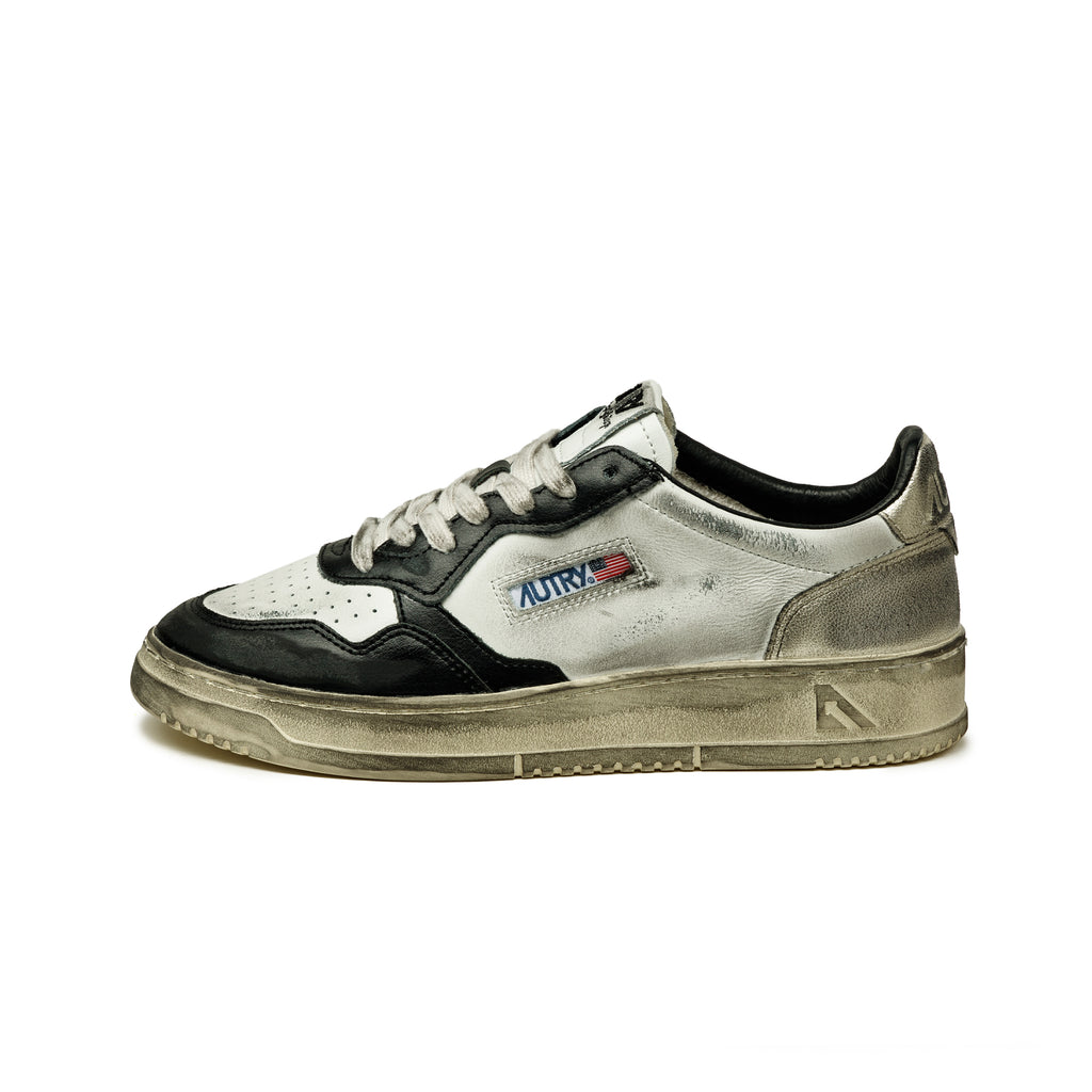 Autry Medalist W Burn *Super Vintage* Sneaker » Buy online now! Autry Medalist W Burn *Super Vintage* Sneaker » Buy online now!