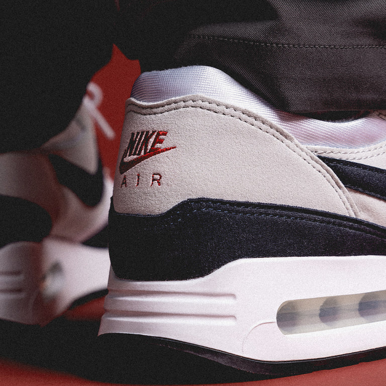Nike Air Max 1 '86 *Big Bubble* *Obsidian* onfeet