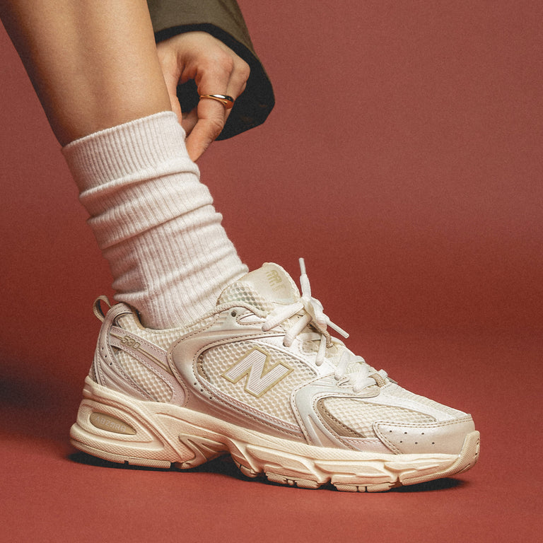 New Balance MR530AA onfeet
