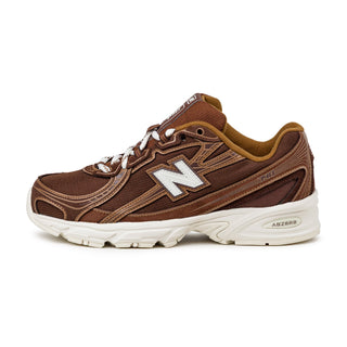 New Balance 740 - 36 / Pumpernickel / Sea Salt