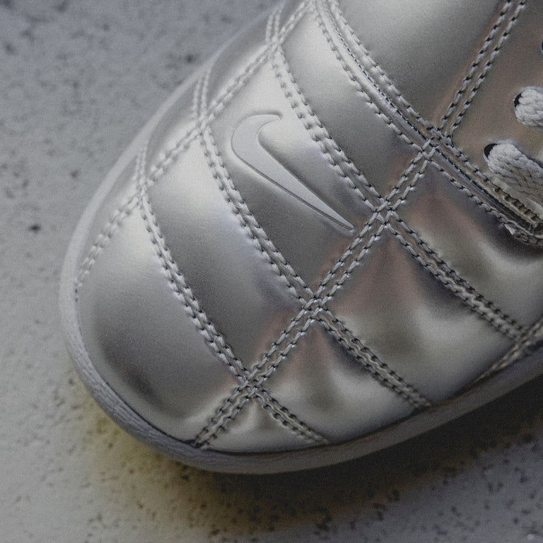 Nike Wmns T90 onfeet
