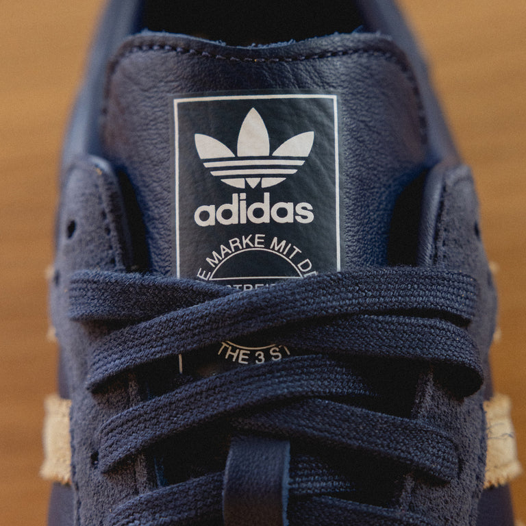 Adidas Samba OG onfeet