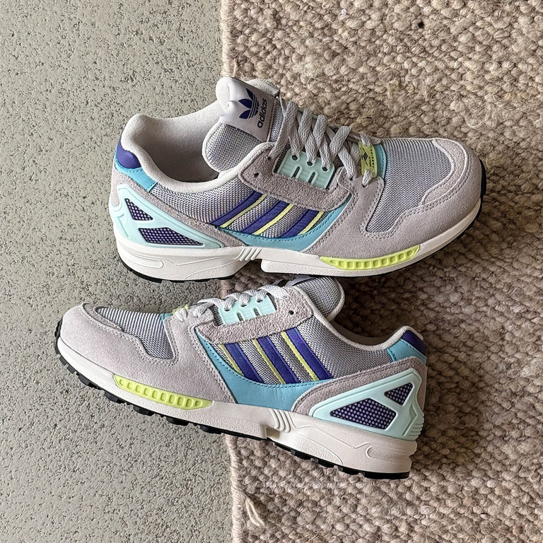 Adidas ZX 8000 onfeet