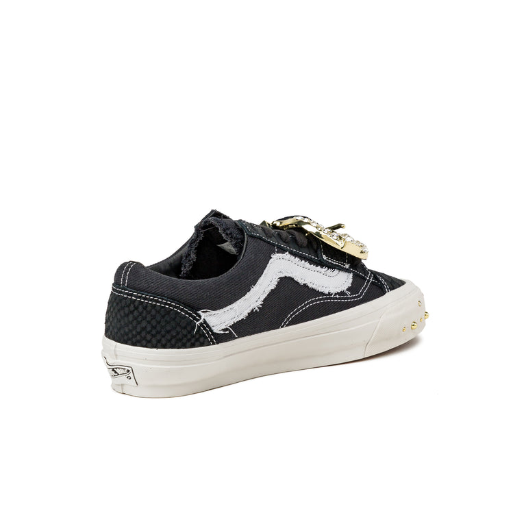 Vans x Metagirl Old Skool 36 - 34.5 / Black / Blanc De Blanc - 4