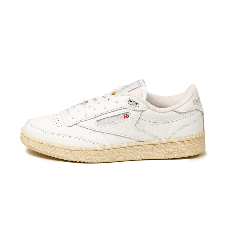 Reebok Club C order online now at ASPHALTGOLD