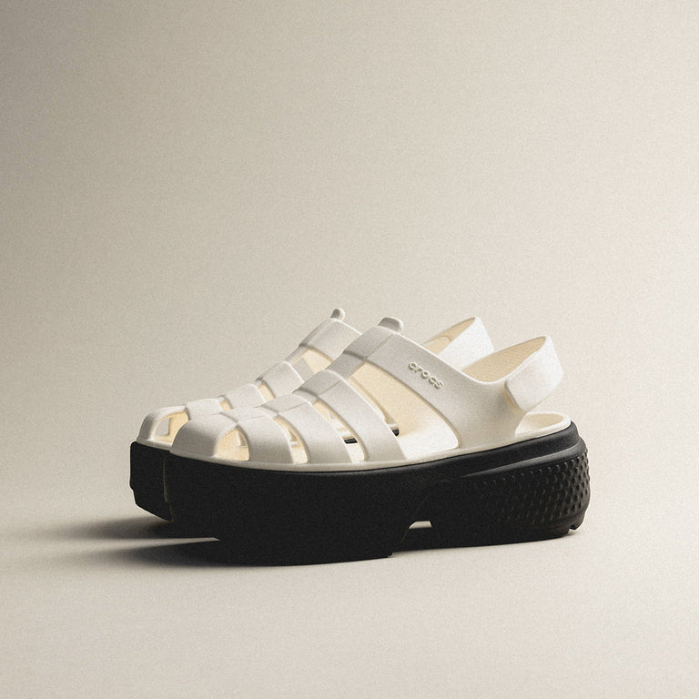 Crocs Stomp Fisherman Sandal onfeet