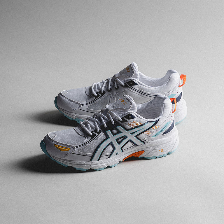 Asics GEL-Venture 6 onfeet