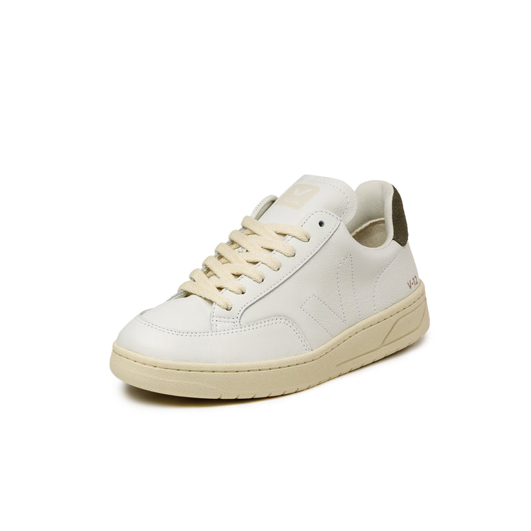 Veja V-12 Stitch W