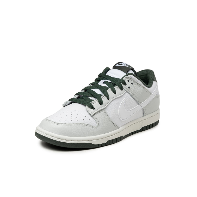 Nike Dunk Low Retro SE