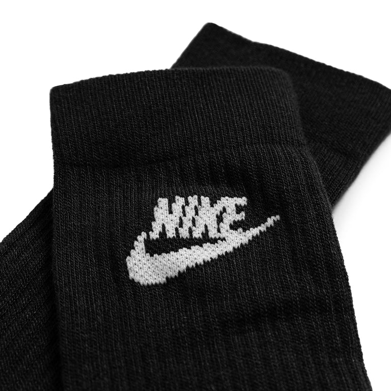 Nike considered Everyday Essential Crew Socks 3 Pack
