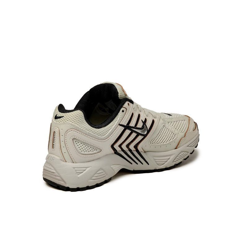 Nike Wmns Air Pegasus 2005