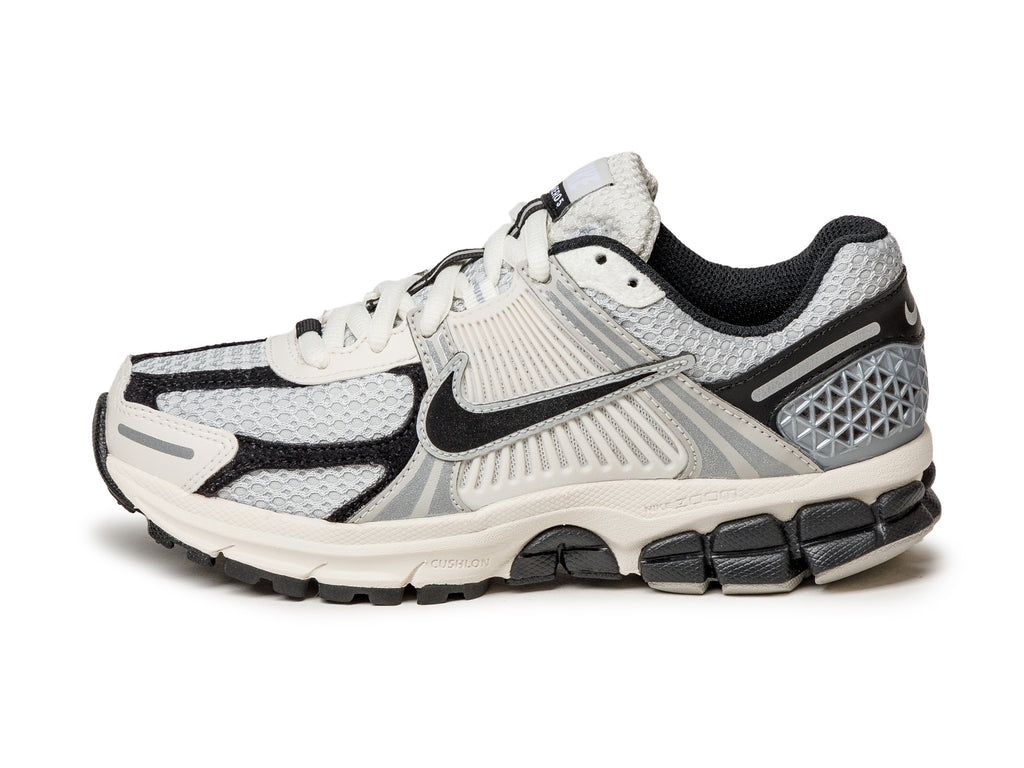 Nike Wmns Zoom Vomero Sneaker ยป Buy online now!