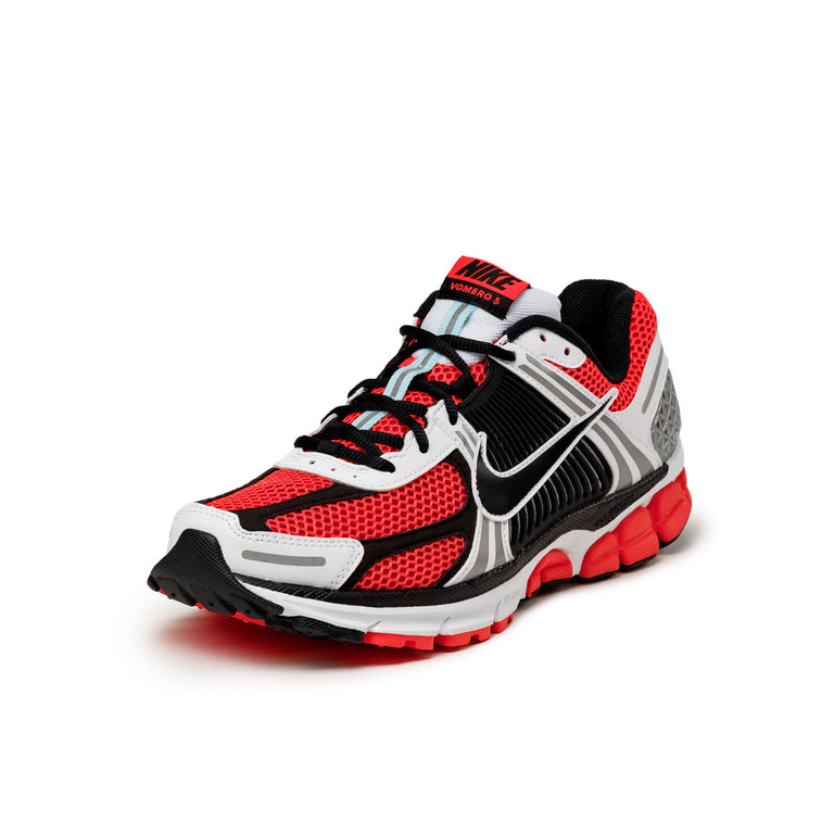 Nike Zoom Vomero 5 SE