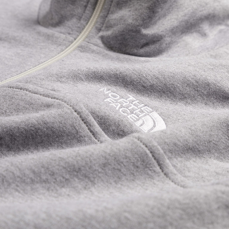 The North Face Essential Quarter Zip Crewneck