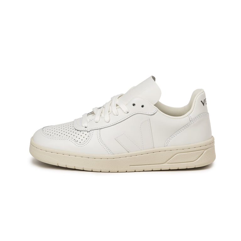 Veja v1 trainers clearance