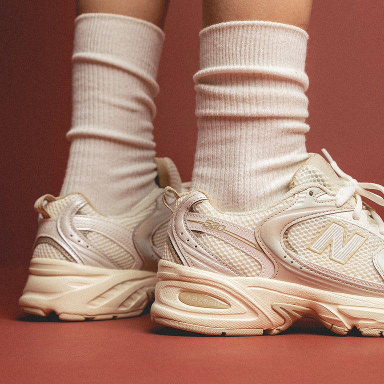 New Balance MR530AA onfeet