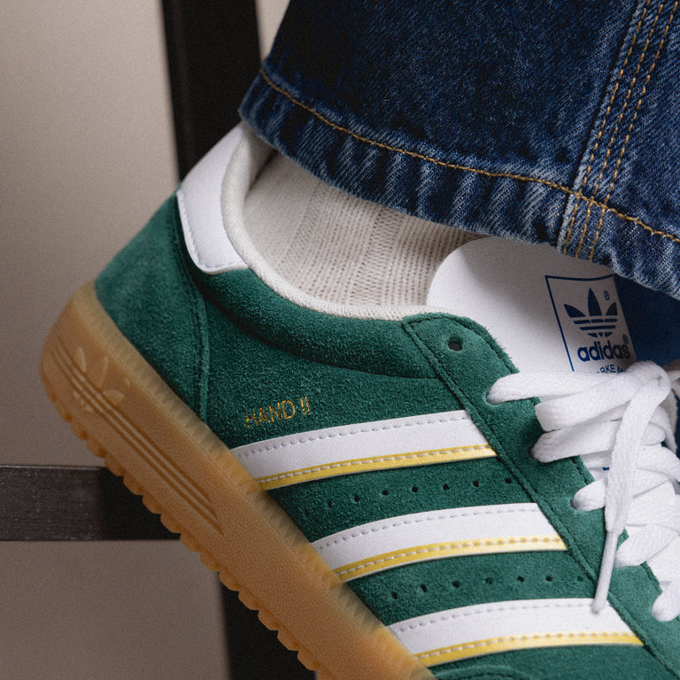 Adidas Hand 2 onfeet