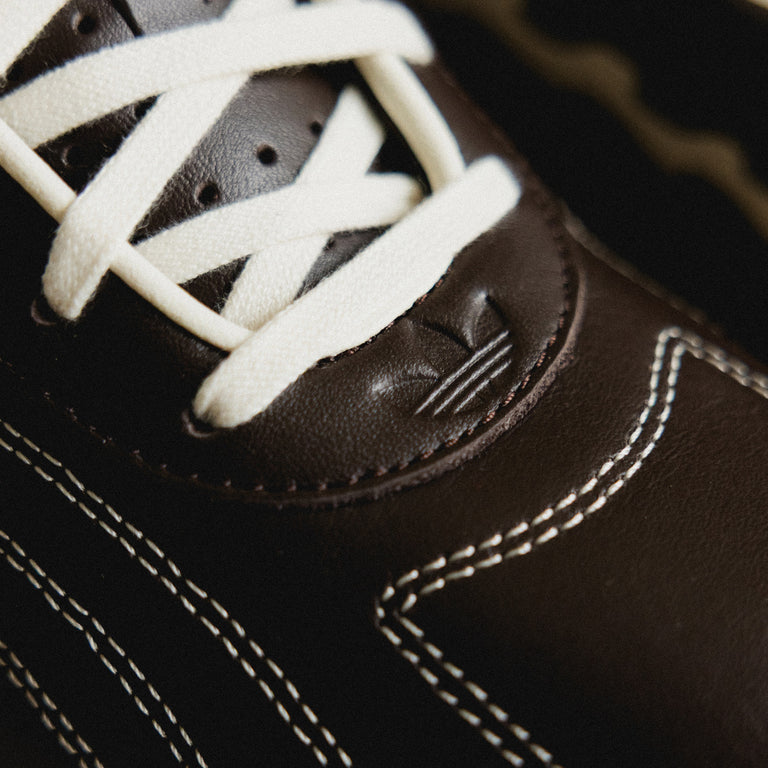 Adidas Adiracer Low  onfeet