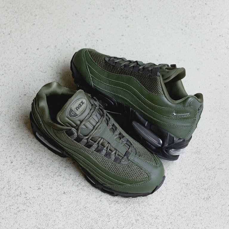 Nike Wmns Air Max 95 *Big Bubble* *Jewel Swoosh* onfeet