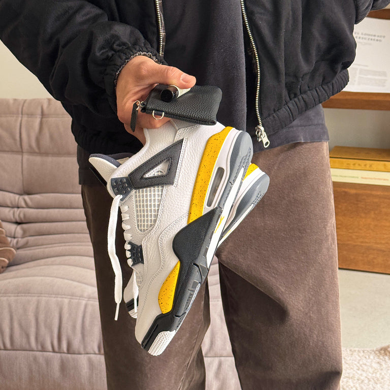 Nike Air Jordan 4 Retro *Tour Yellow* onfeet