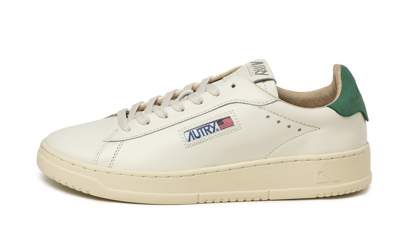 【送料&関税込】Autry Medalist Low Sneaker Autry Medalist Low Sneakers In Super-soft White Nappa