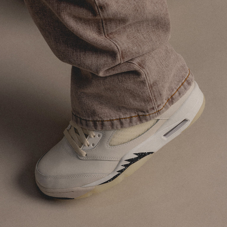 Nike Air Jordan 5 Retro SE onfeet