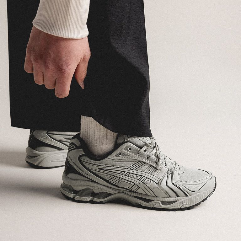 Asics GEL-Kayano 14 *Earthenware* onfeet