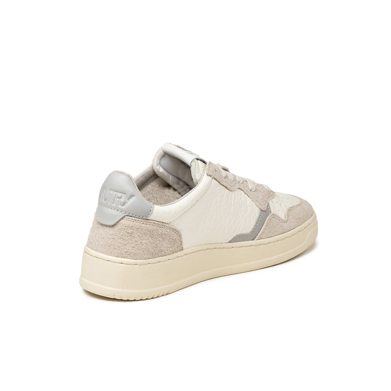 Autry Medalist W *Elephant Texture / Suede*
