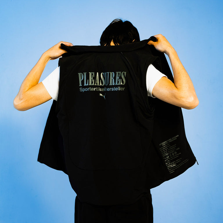 Puma x Pleasures Zip-Off Jacket onfeet