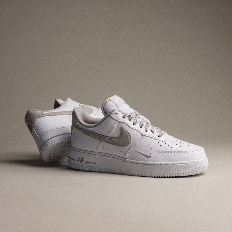 Nike Air Force 1 '07 onfeet