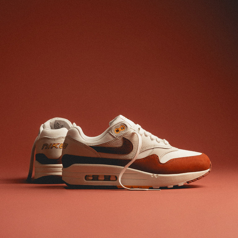 Nike Wmns Air Max 1 LX Sneaker Buy online now