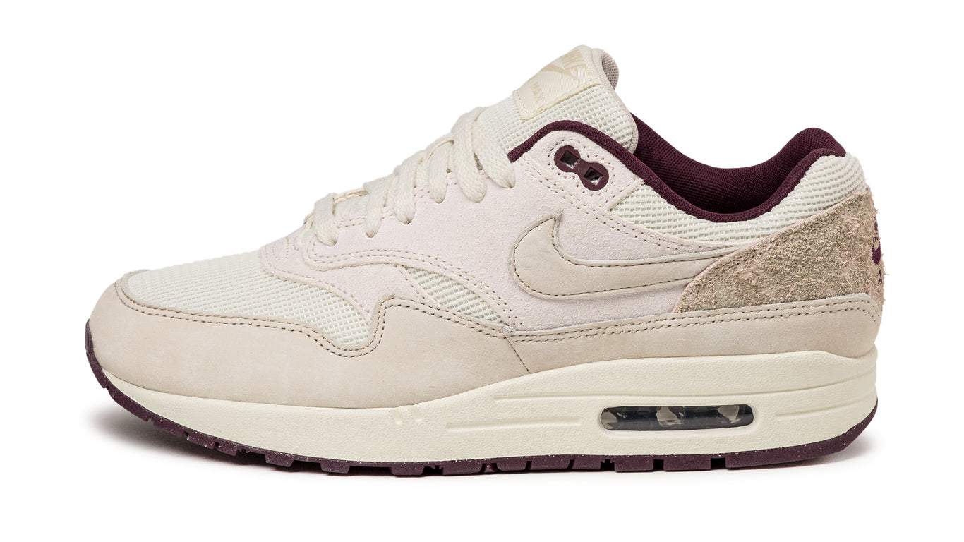nike air max 1 beige suede