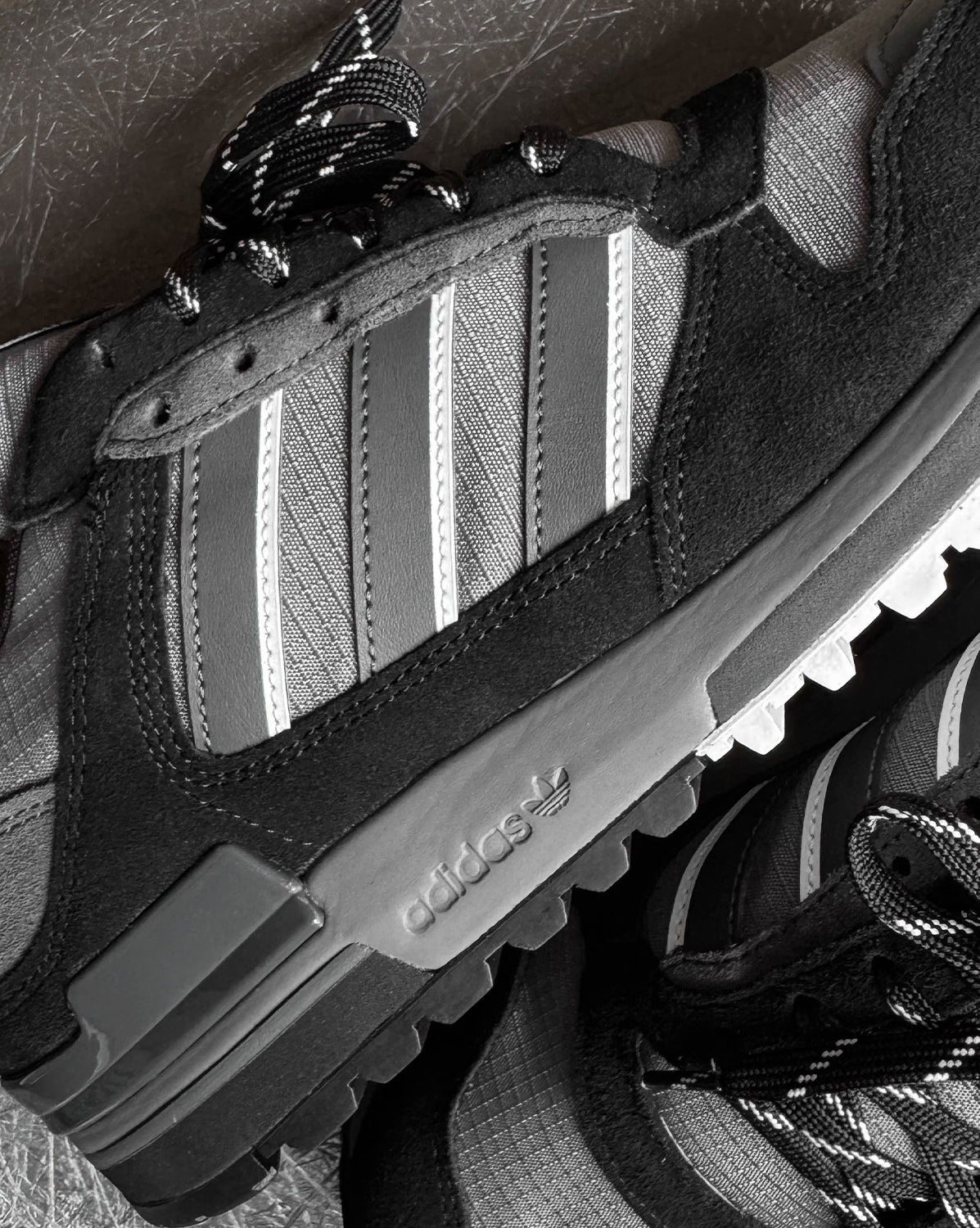 Adidas ZX 600 sneakers » dispo en ligne maintenant !