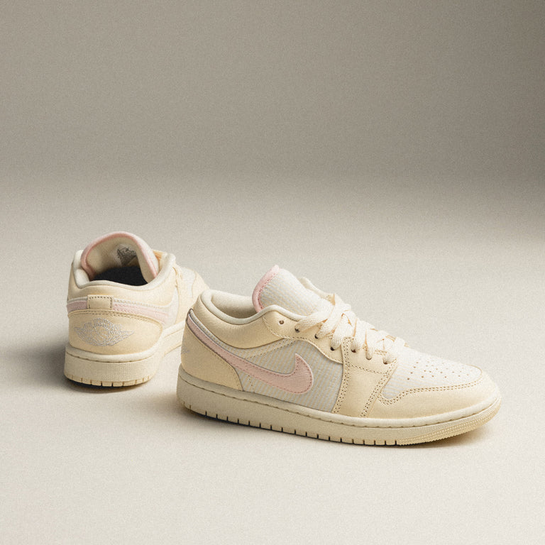 Nike Wmns Air Jordan 1 Low SE onfeet