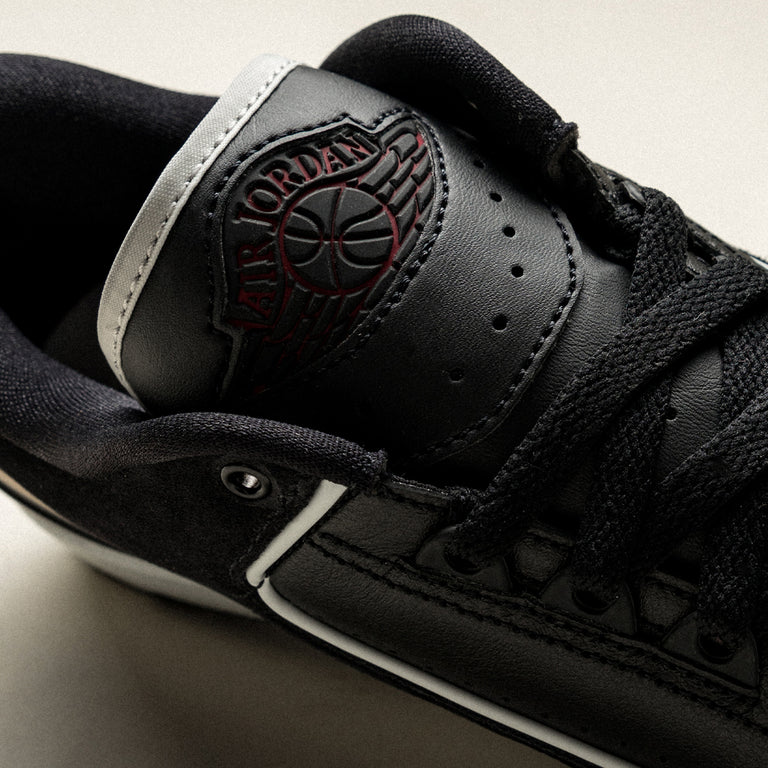 Nike Wmns Air Jordan 2 Retro Low onfeet